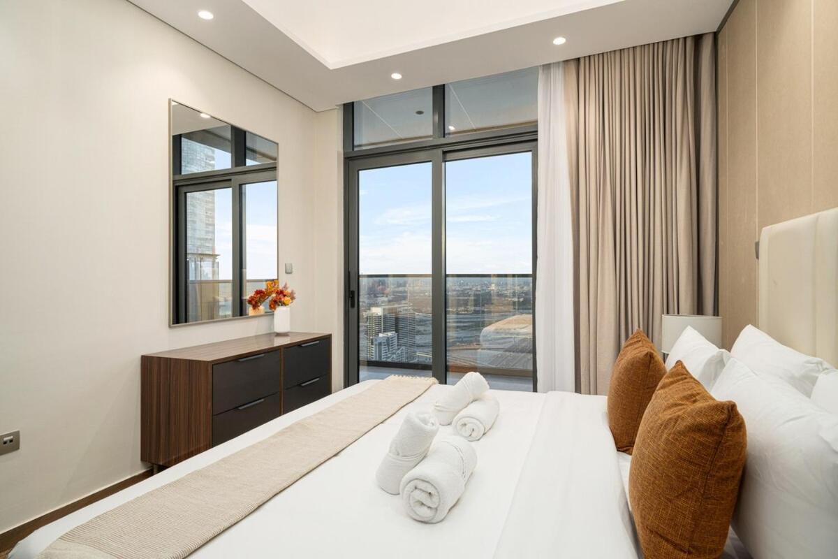 Royal Vista At Nobles Tower - Business Bay Views - Brand New Luxury 3br Appartement